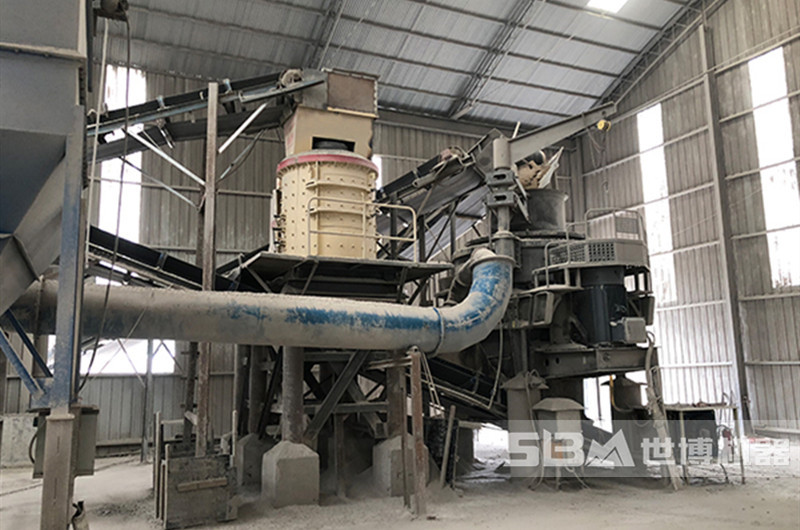 花崗巖制砂機現(xiàn)場圖