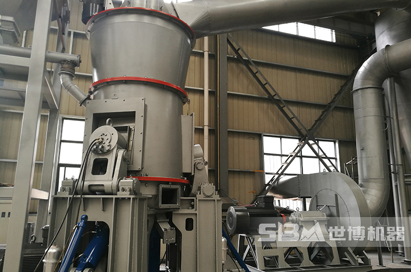 雷蒙磨粉機(jī)磨粉現(xiàn)場(chǎng)圖