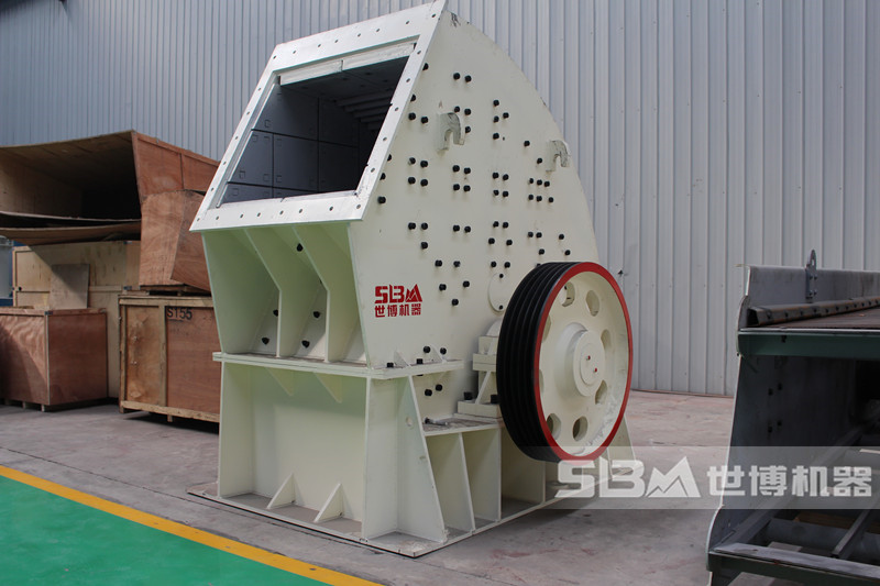 環(huán)錘式制砂機(jī)