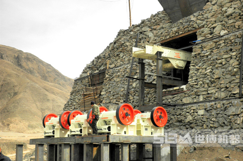 世博pex細顎式破碎機客戶現(xiàn)場，可現(xiàn)場考察