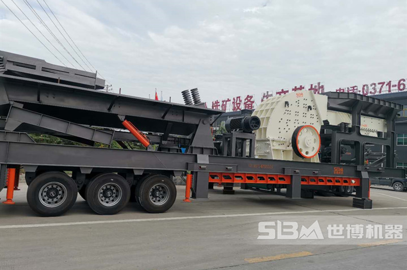 移動煤矸石破碎機發(fā)貨