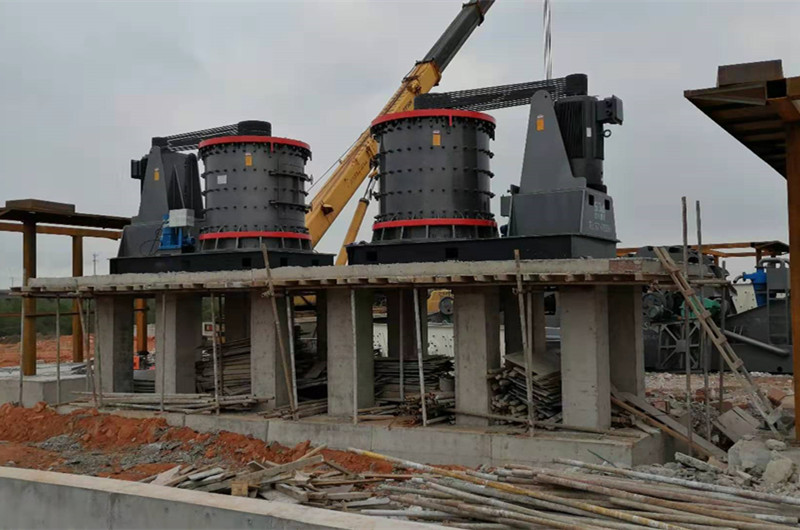 世博復(fù)合破安裝現(xiàn)場(chǎng)