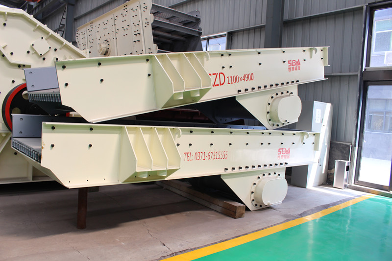 大型石料給料機設(shè)備，1100X4900大型給料機
