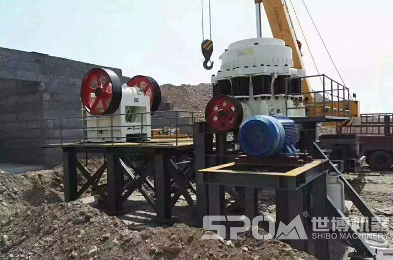 打道軌石子設(shè)備顎破、圓錐破安裝現(xiàn)場
