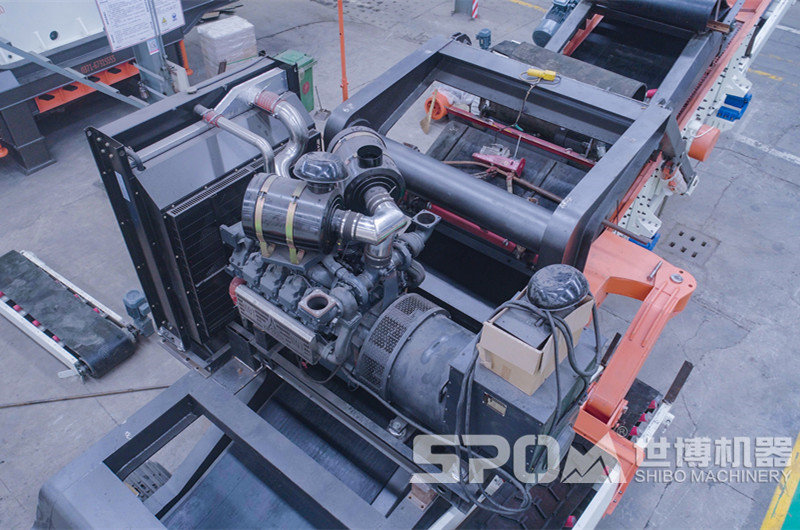 移動破碎站電機細節(jié)圖