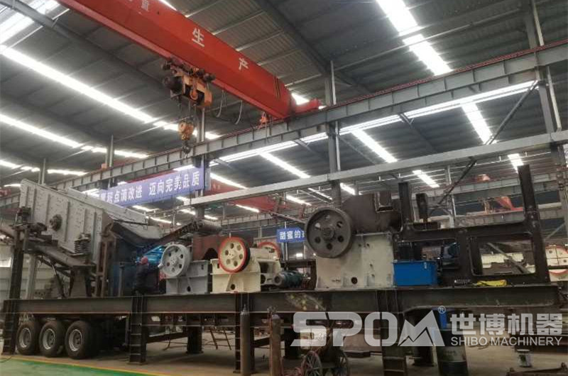 多機(jī)組合車(chē)載移動(dòng)碎石機(jī)，世博廠家生產(chǎn)車(chē)間實(shí)拍