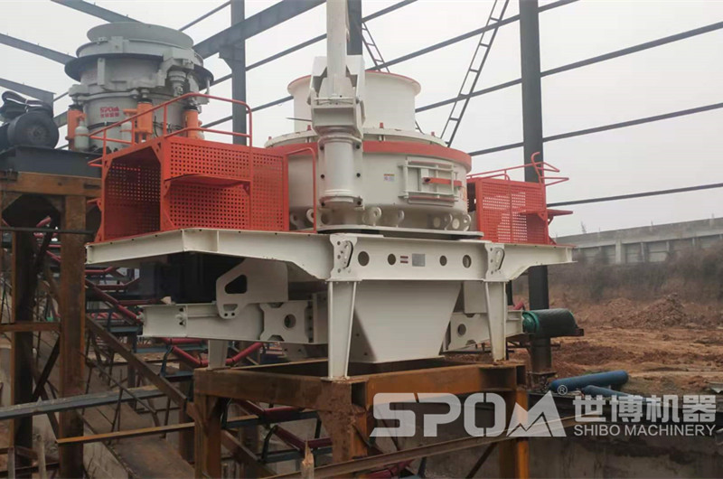 鵝卵石石子破碎生產(chǎn)線現(xiàn)場