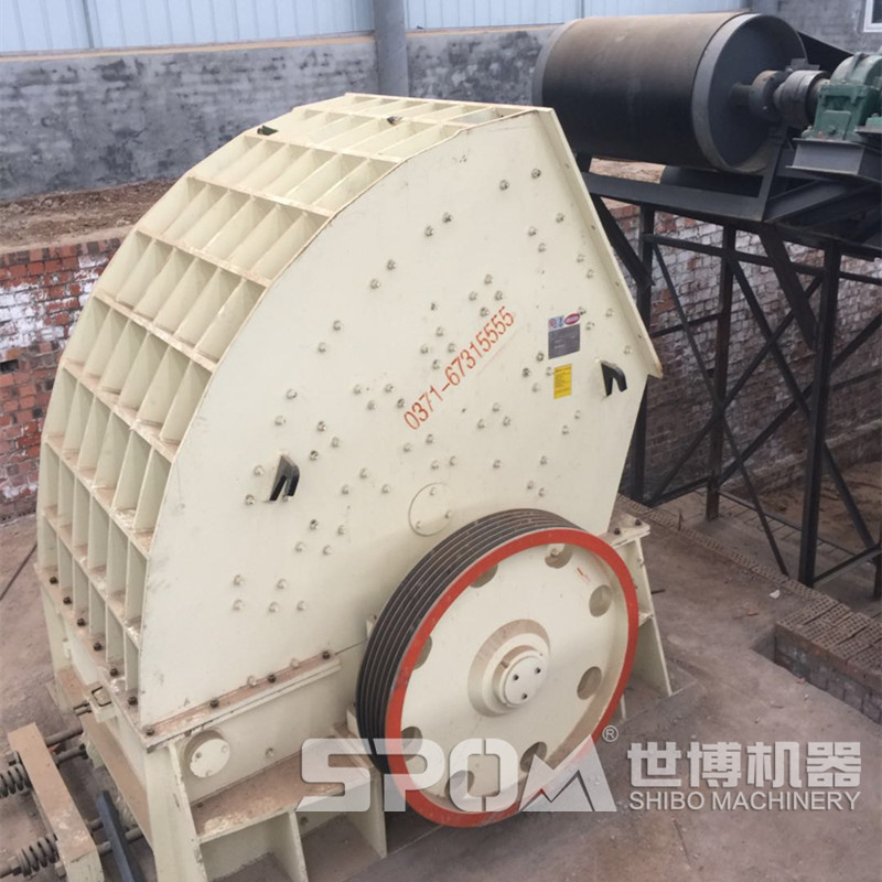 1512重錘破碎機(jī)