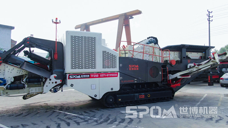 大型移動石頭破碎機(jī)