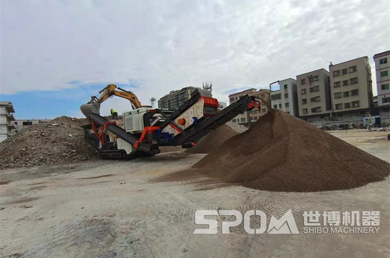 城市周邊建筑垃圾處理現(xiàn)場(chǎng)，東莞侯總工地