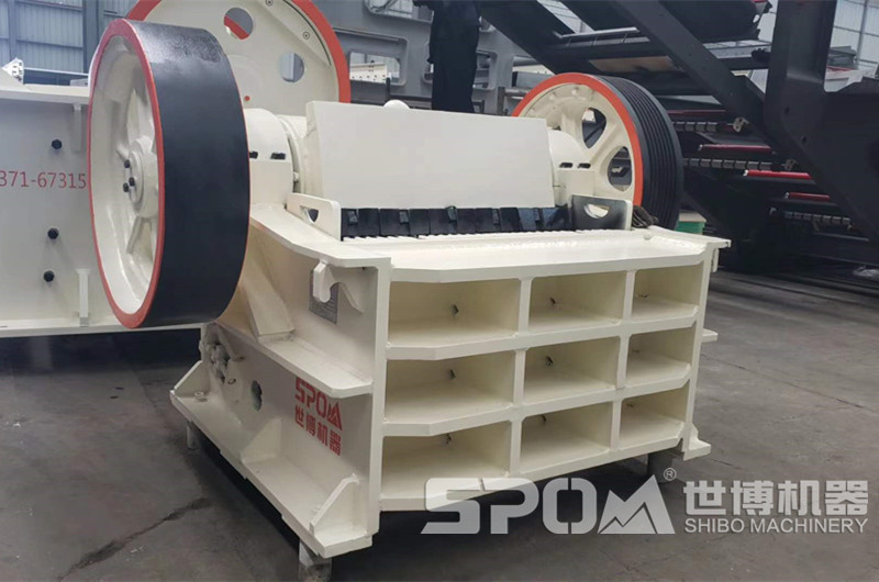 1米3鄂破，PEX300×1300顎式破碎機